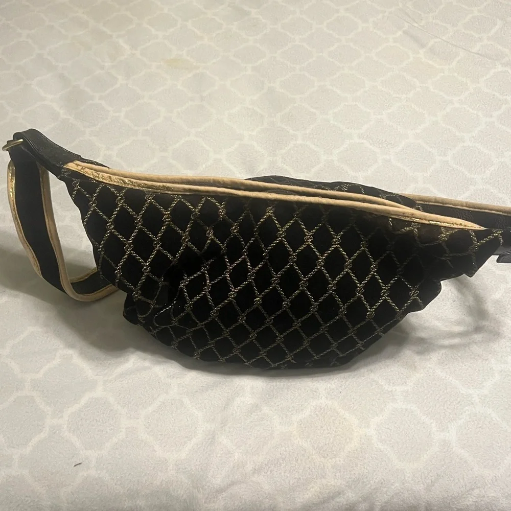 Elegant Black‎ and Gold Women's Shoulder Bag